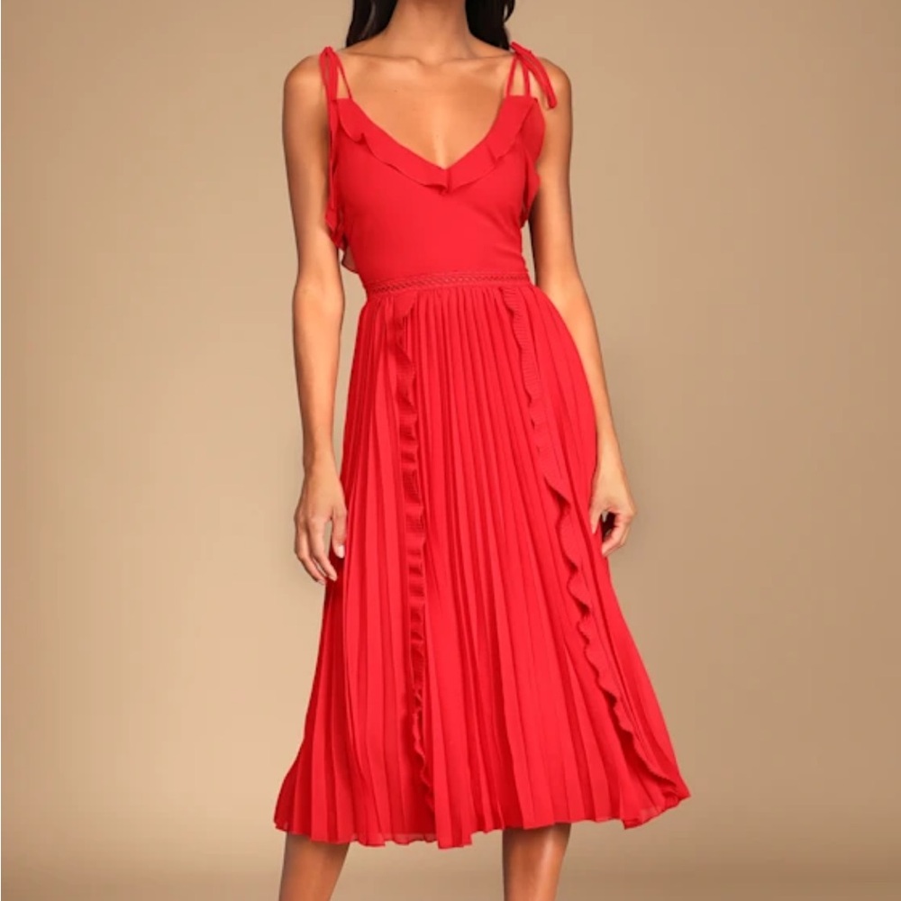 Lulu's Vibrant Red Midi Dres .. never a dull moment